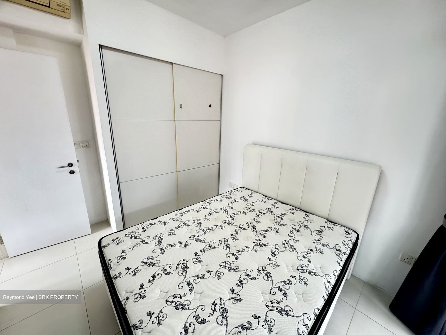 City Studios (D8), Apartment #557617701